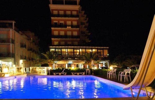 Senigallia Hotel | Hotel Roma