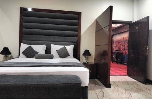 Punjab Hotel | Hotel Roosevelt