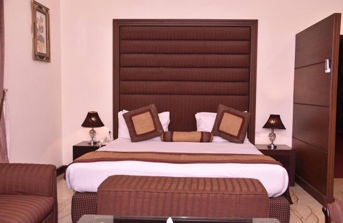 Punjab Hotel | Hotel Roosevelt