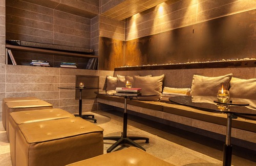 Financial District Hotel | Hotel Rosales Plaza