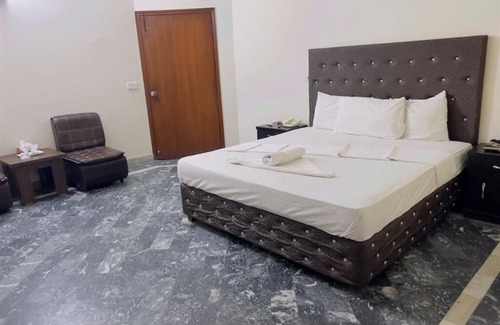 Johar Town Hotel | Hotel Rose Inn