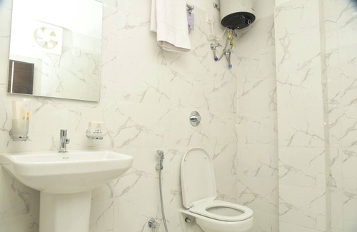 Tezpur Hotel | Hotel Royal Awas