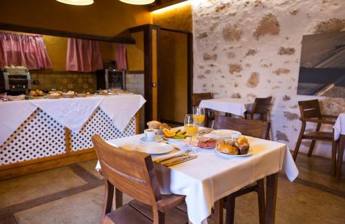 Puerto del Rosario Hotel | Hotel Rural Rosario Martin