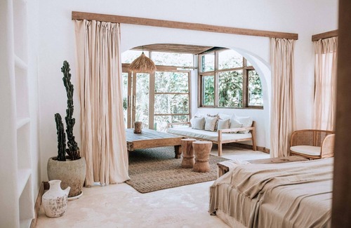 Padonan Hotel | Hotel Sages Room #9