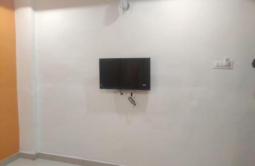Shirdi Hotel | Hotel Sai Santosh