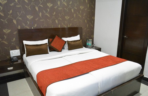 Taj Ganj Hotel | Hotel Samovar by Goyal Hoteliers