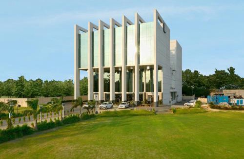 Bhubaneshwar Hotel | Hotel Sandy's Tower