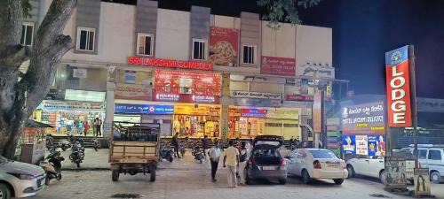 Arkalgud Hotel | HOTEL SANTALUM INTERNATIONAL LODGING & Boarding