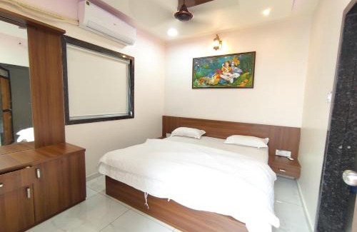 Rajpipla Hotel | Hotel Sardar Rooms