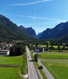 Valle San Silvestro Hotel | Hotel Savoia