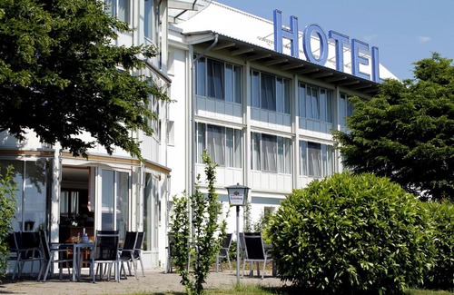 Schwanau Hotel | Hotel Schwanau garni