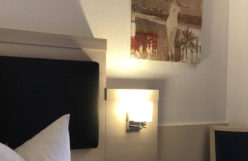 Baunatal Hotel | Hotel Scirocco