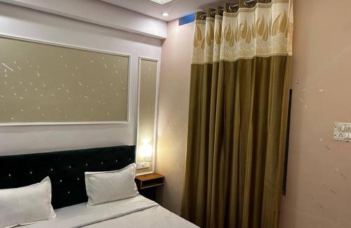 Mahoba Hotel | Hotel Seven Apple