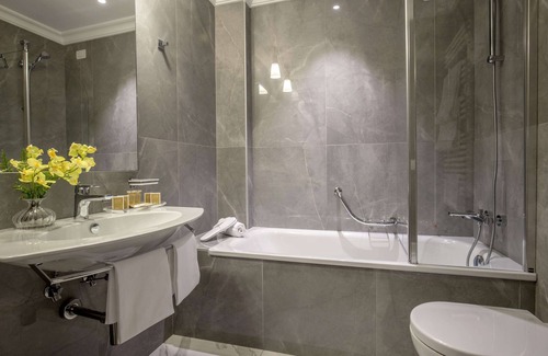 EUR Hotel | Hotel Shangri-La Roma by OMNIA hotels