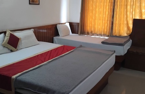 Kushalnagar Hotel | Hotel Siri Ambari Coorg