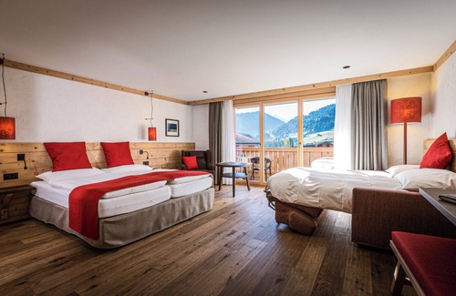 Saanen Hotel | Hotel Spitzhorn