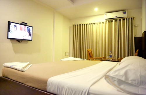 Hassan Hotel | Hotel Sri Krishna