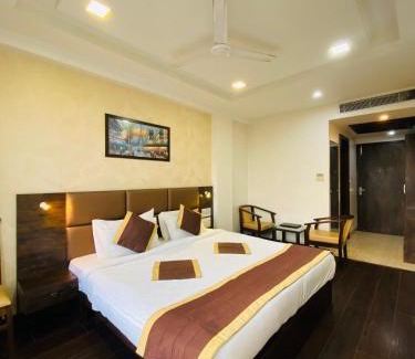 Lucknow Hotel | Hotel SS Grandeur