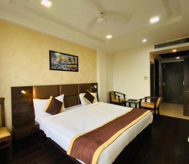 Lucknow Hotel | Hotel SS Grandeur