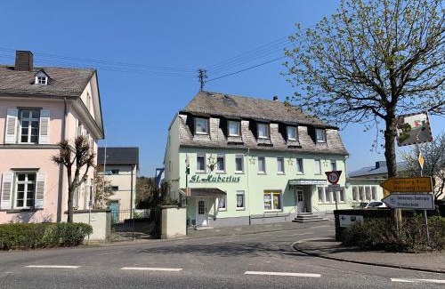 Wallmerod House | Hotel St. Hubertus