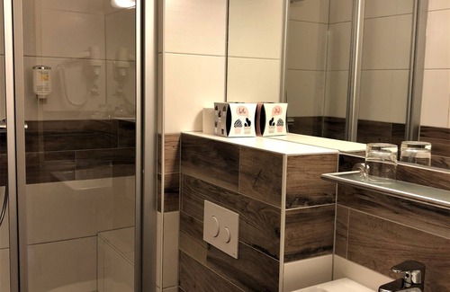 Hauptbahnhof Hotel | Hotel Stadt Hamburg am Fluss Saarbrücken