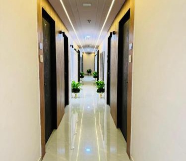 Surat House | HOTEL STAR GALAXY
