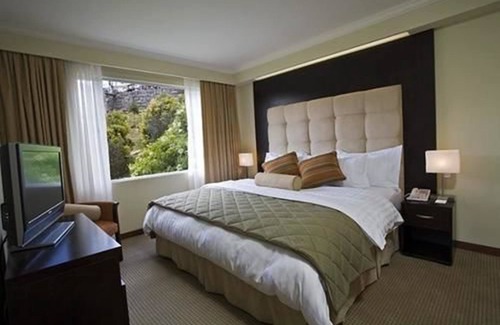 Guapulo Hotel | Hotel Stubel Suites and Cafe