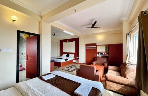 Puri Hotel | Hotel Subham Beach Inn - near Sea Beach