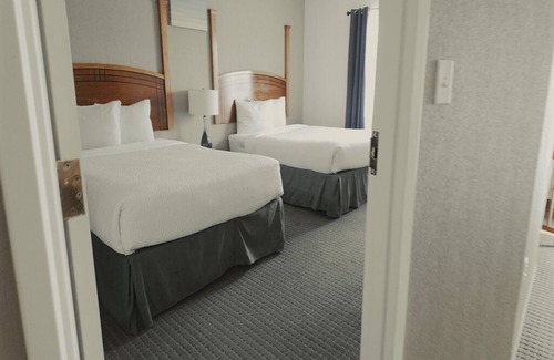 Wilkes-Barre Apartment | Hotel suite with AC, WiFi, fitness room in welcoming Wilkes-Barre