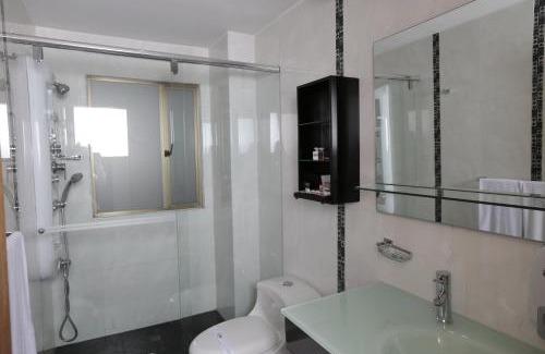 San Patricio Hotel | Hotel Suites 108