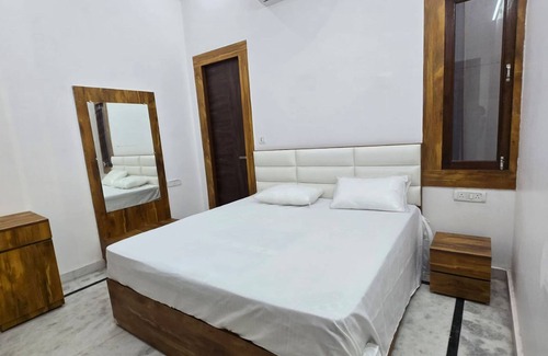 Meerut Hotel | Hotel T Star