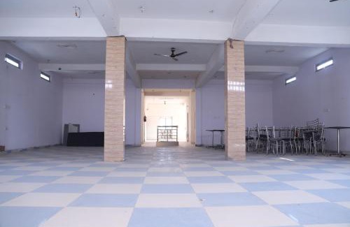 Agra Hotel | HOTEL TAJ PARADISE