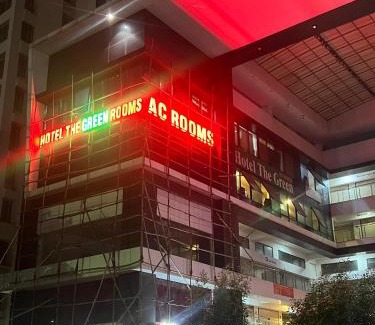 Surat Hotel | Hotel the green