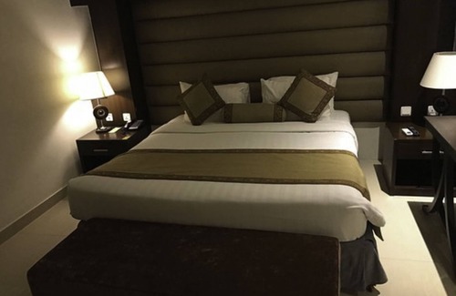 Sialkot Hotel | Hotel The Jeevens