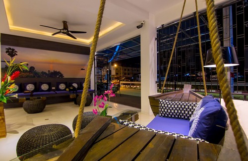 Patong Hotel | Hotel The Journey Patong New