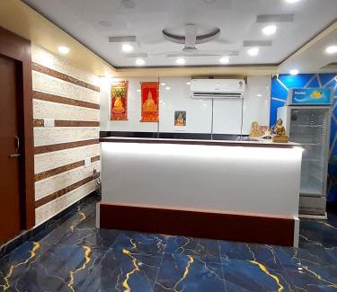 Bodh Gaya Hotel | Hotel The Prince Palace Near Mahabodhi Temple - Wifi and Parking Facilities