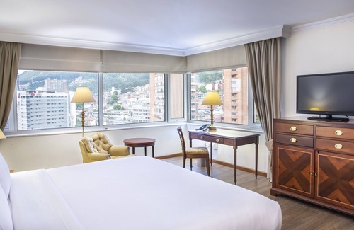 Centro International Hotel | Hotel Torre Monserrate