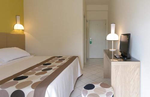 Milano Marittima Hotel | HOTEL TRIONFAL - Fronte Mare - Vicinissimi al Centro