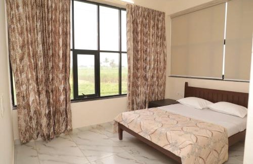 Hatkalangda Cabin | Hotel Ujwal Pure Veg Family Restaurant and lodging