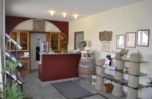 Mertesdorf Hotel | Hotel und Weingut Karlsmühle