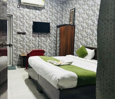 Noida Hotel | Hotel Urban Nest