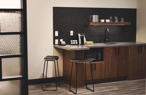 Downtown Springfield Hotel | Hotel Vandivort