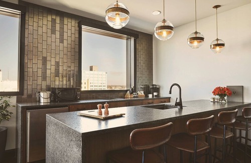 Downtown Springfield Hotel | Hotel Vandivort