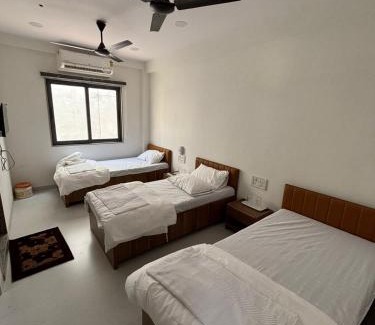 Surat Hotel | Hotel VEDANT
