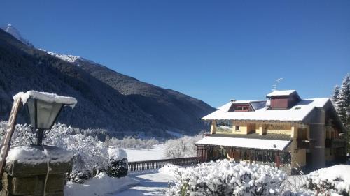 Temu Hotel | Hotel Veduta dell'Adamello