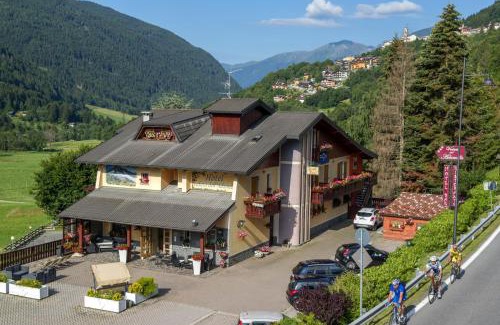 Temu Hotel | Hotel Veduta dell'Adamello