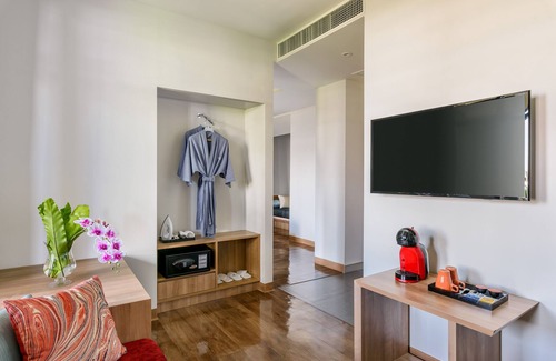 Thanon Phetchaburi Hotel | Hotel VELA be Bangkok Ratchathewi