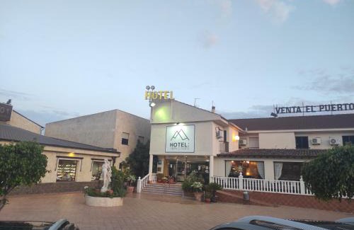 Banos y Mendigo Hotel | Hotel Venta El Puerto