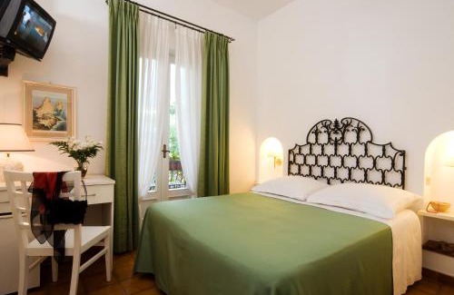 Lacco Ameno Hotel | Hotel Villa Angelica