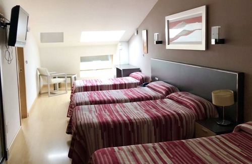 Arborbuena Hotel | Hotel Villa de Cacabelos